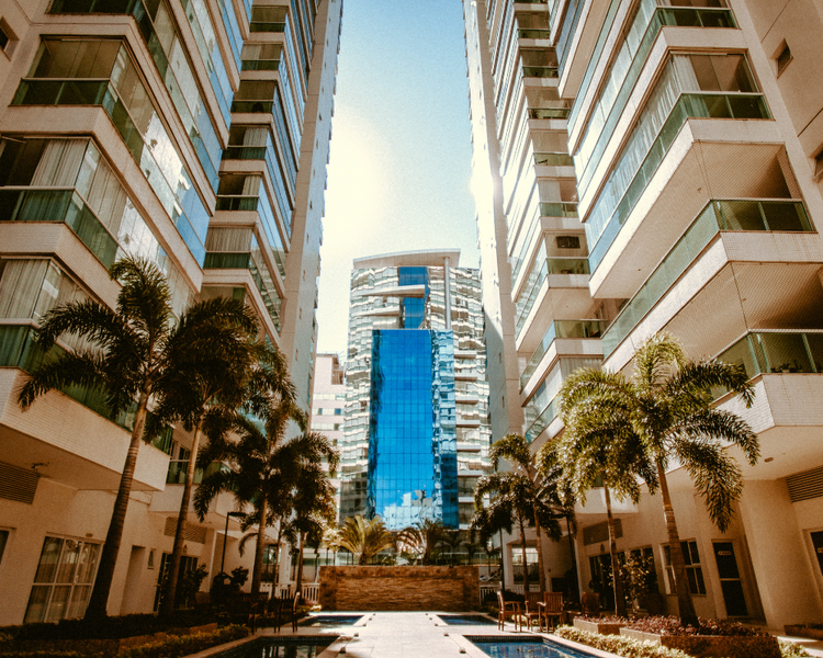 Pest Control for Etobicoke Condos and Apartment Buildings: A Property Manager's Playbook